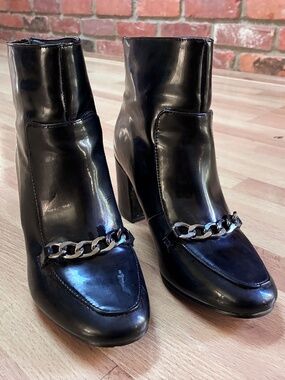 ASOS Size 9 Black Ankle Boots with Silver Chain